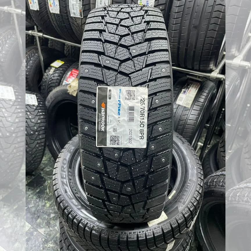 Hankook Winter I'Pike LV RW15 225/70 R15C 112R