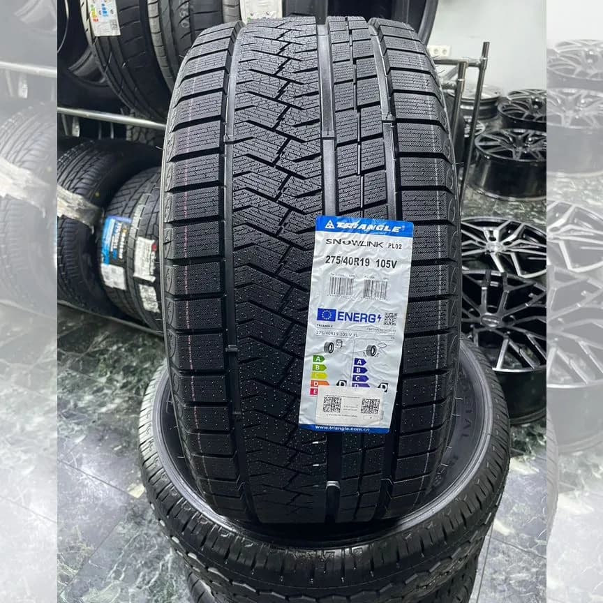 Triangle PL02 275/40 R19 105V