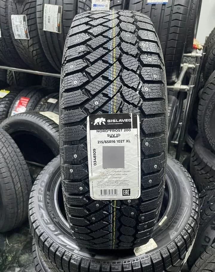 Gislaved Nord Frost 200 SUV ID 215/65 R16 102T