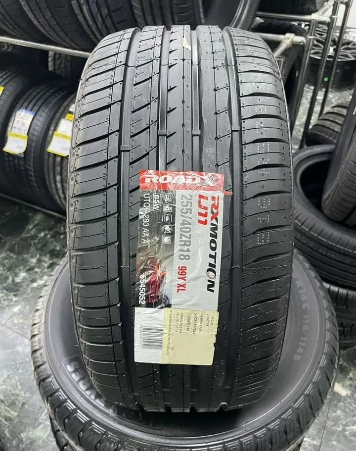 RoadX RXMotion U11 255/40 R18 99Y XL