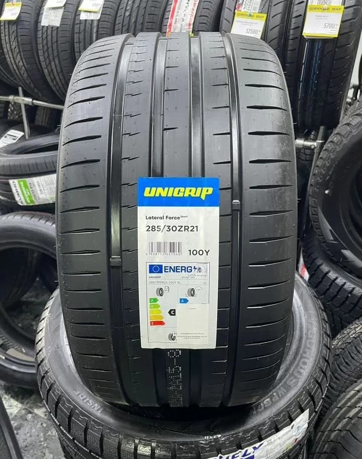 Unigrip Lateral Force Sport 285/30 R21 100Y XL