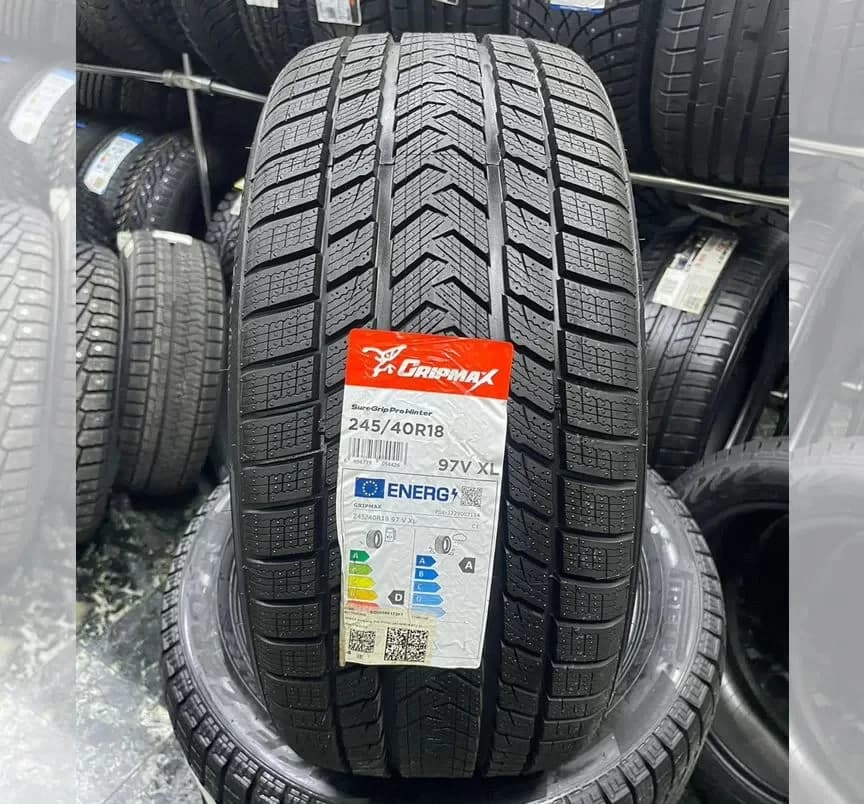 Gripmax SureGrip Pro Winter 245/40 R18 97V