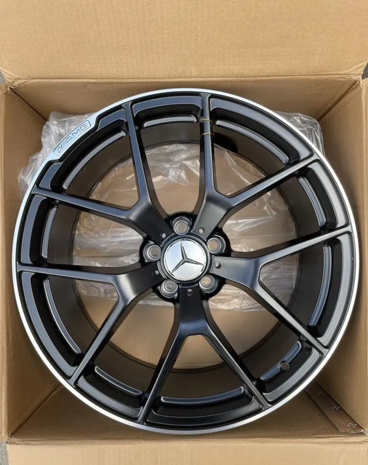 Литые диски Powcan 8.5×R20 5×112