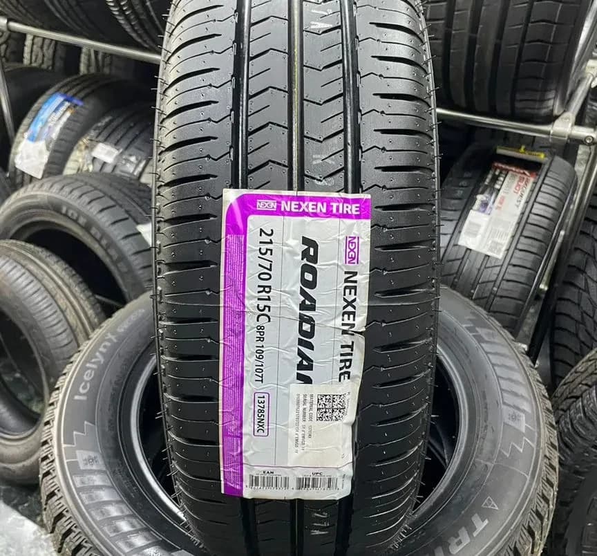 Nexen Roadian CT8 215/70 R15C 109T