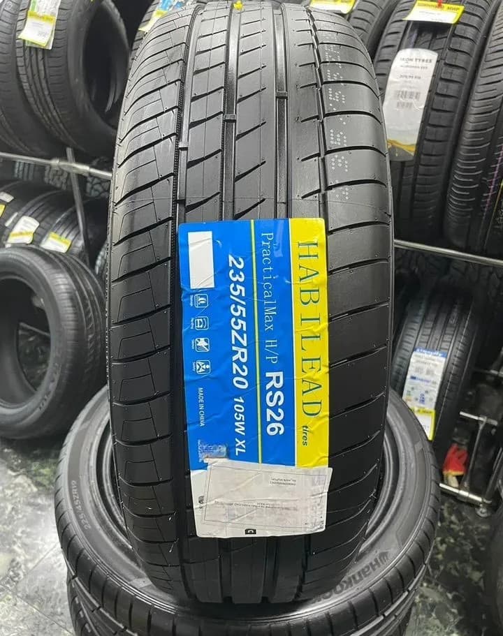 Habilead PracticalMax H/P RS26 235/55 R20 105W